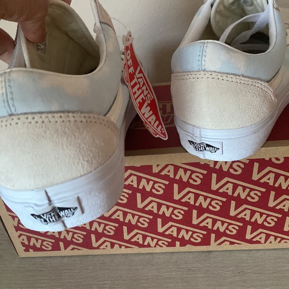 New Vans shoes women’s 10 Ivory Cloud print Neww box - Picture 4 of 5